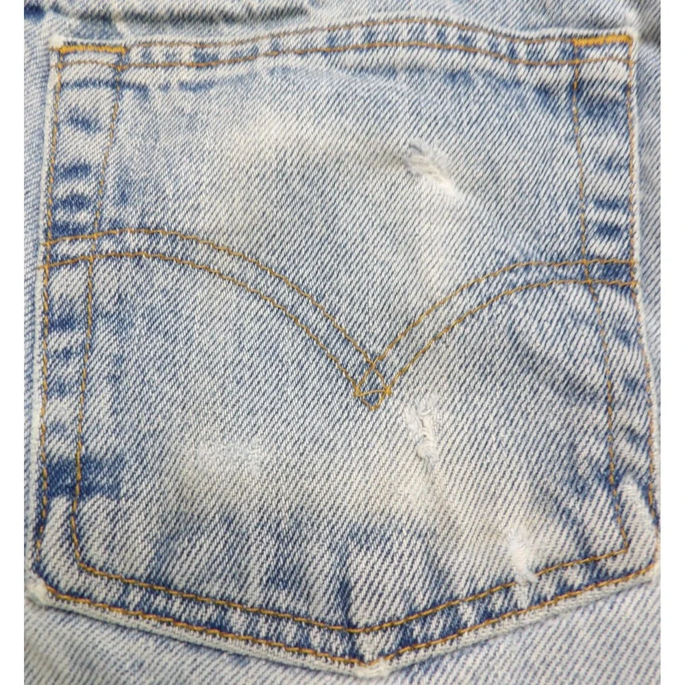 VTG Levis 560 Jeans Men 30x32 Made in USA Light Wash Loose Fit Tapered Blue 90s
